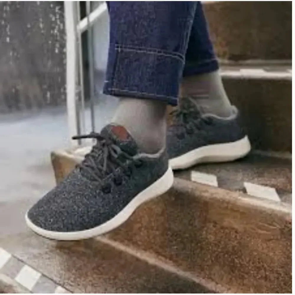 Allbirds Wool Runner Mizzle Sneakers Dark Grey Merino Wool Women's Size 7